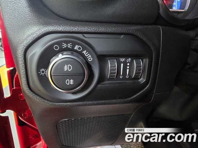 Jeep Wrangler (JL) 2.0 Overland 4Door 2019 — фото 15