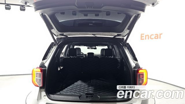 Ford Explorer (VI) 2.3 LimIted 4WD 2020 — фото 24