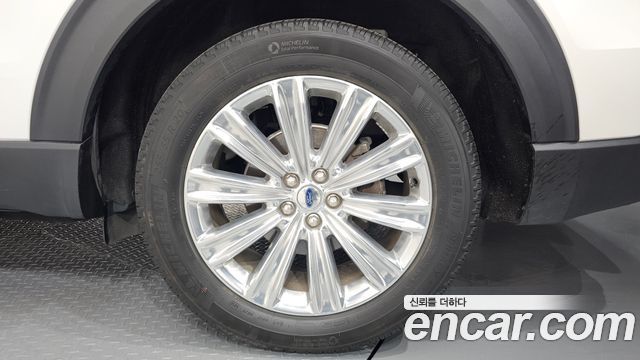 Ford Explorer (VI) 2.3 LimIted 4WD 2020 — фото 27