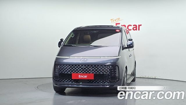 Hyundai Staria 4WD Lounge 9-Seater Inspiration 2022 — фото 3