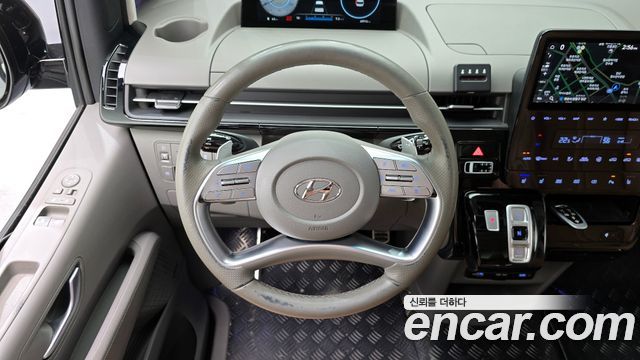 Hyundai Staria 4WD Lounge 9-Seater Inspiration 2022 — фото 13
