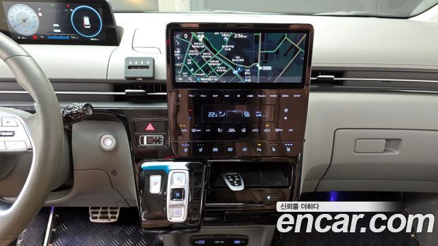 Hyundai Staria 4WD Lounge 9-Seater Inspiration 2022 — фото 16