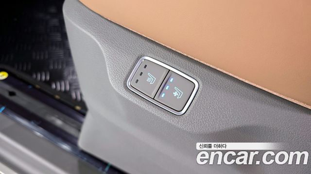 Hyundai Staria 4WD Lounge 9-Seater Inspiration 2022 — фото 28