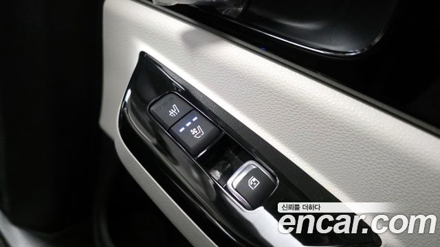 Kia Carnival (IV) Gasoline 7-Seater Noblesse 2021 — фото 33