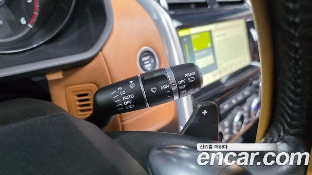Land Rover Discovery 5 3.0 TD6 HSE Luxury 2017 — фото 21