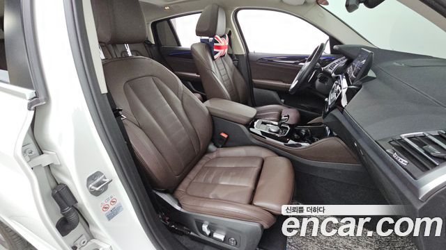 BMW X4 (G02) xDrive20i xLine 2022 — фото 26