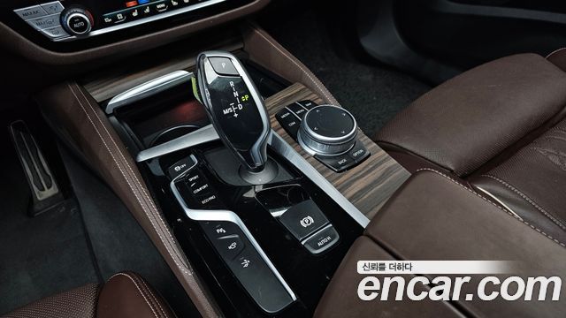 BMW 6 Series GT (G32) 630i xDrive M Sport 2020 — фото 9