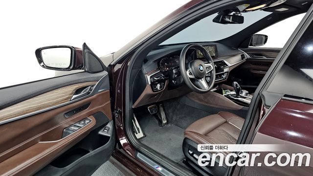 BMW 6 Series GT (G32) 630i xDrive M Sport 2020 — фото 10