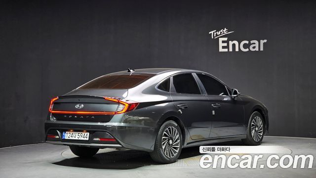 Hyundai Sonata Hybrid (DN8) Premium Plus 2022 — фото 2
