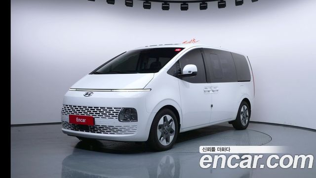 Hyundai Staria 4WD Tourer 9-Seater Modern 2024 — фото 1
