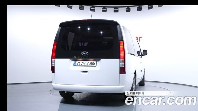 Hyundai Staria 4WD Tourer 9-Seater Modern 2024 — фото 4