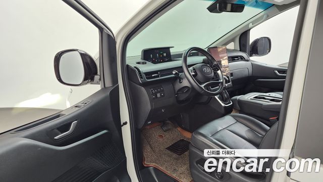 Hyundai Staria 4WD Tourer 9-Seater Modern 2024 — фото 10