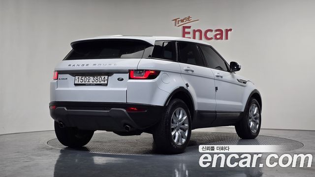 Land Rover Range Rover Evoque 2.0 TD4 SE 2017 — фото 2