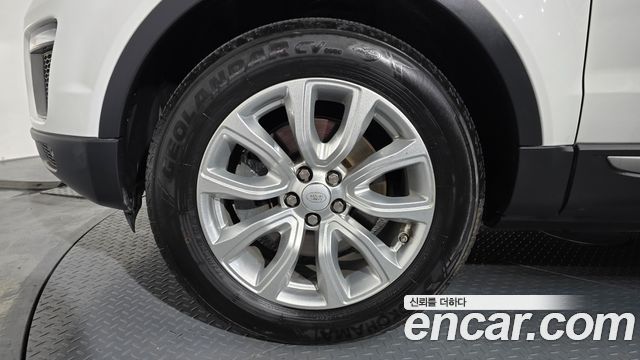 Land Rover Range Rover Evoque 2.0 TD4 SE 2017 — фото 5