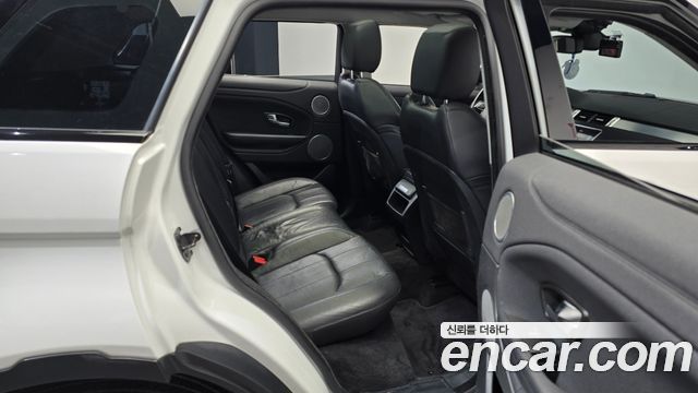 Land Rover Range Rover Evoque 2.0 TD4 SE 2017 — фото 11