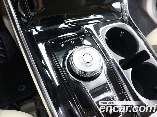 Kia Carnival (IV) Gasoline 7-Seater Signature 2021 — фото 8