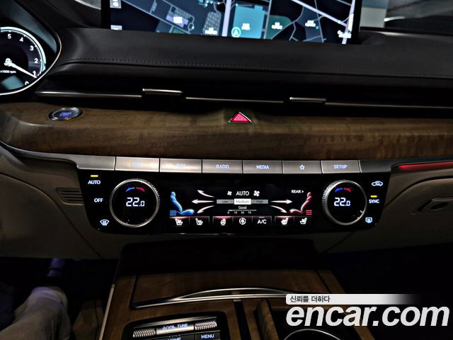 Genesis G80 (RG3) Gasoline 2.5 Turbo AWD 2022 — фото 20