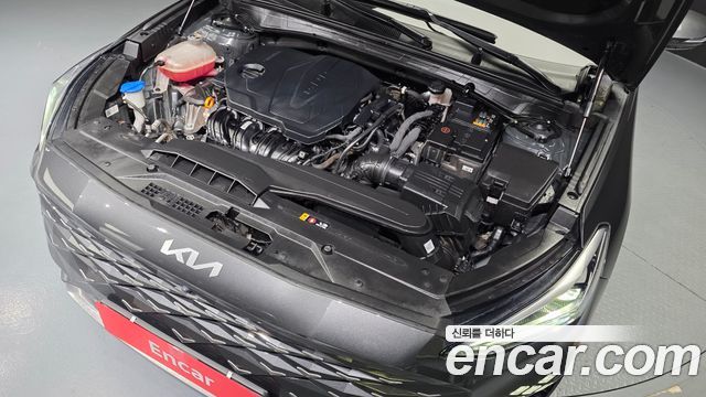 Kia K8 2.5 Gasoline 2WD Signature 2022 — фото 6