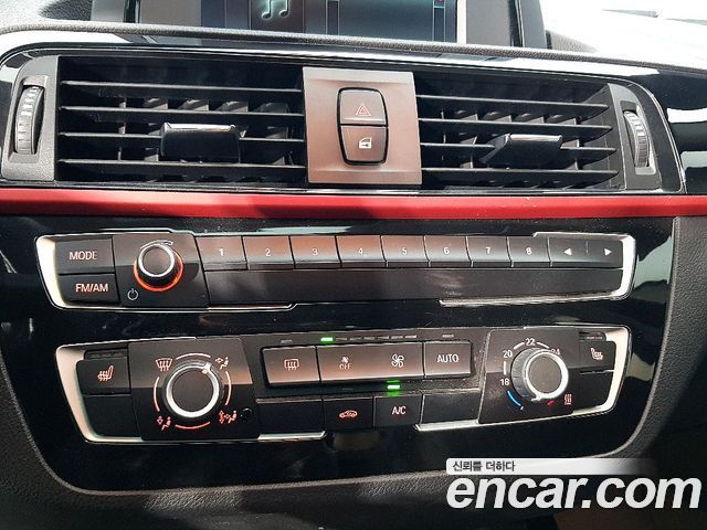 BMW 1 Series (F20) 118d Sport 5Door 2019 — фото 17