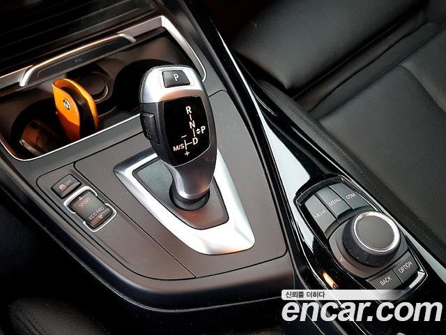 BMW 1 Series (F20) 118d Sport 5Door 2019 — фото 18