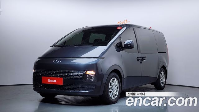 Hyundai Staria Tourer 11-Seater Modern 2023 — фото 1