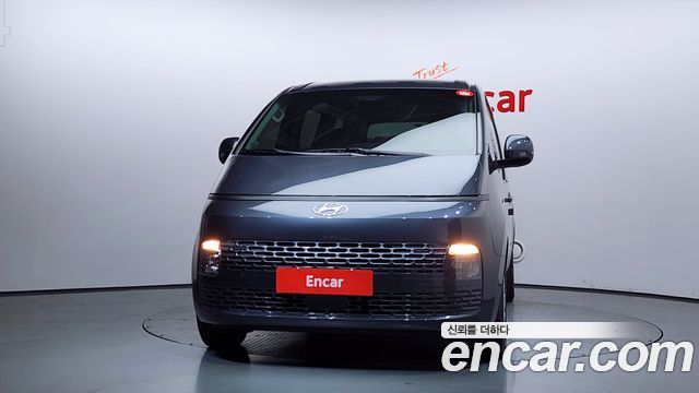 Hyundai Staria Tourer 11-Seater Modern 2023 — фото 3