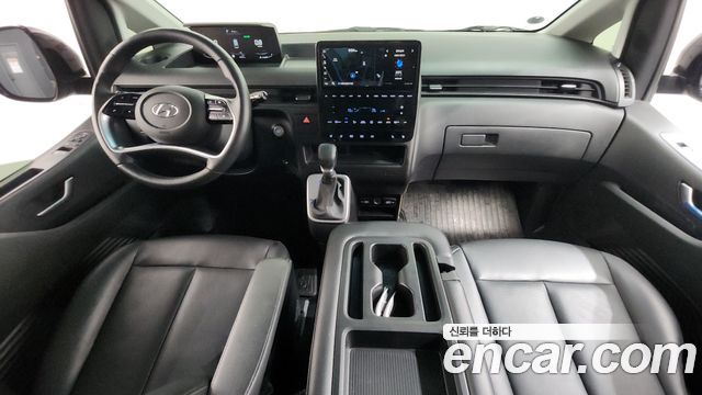 Hyundai Staria Tourer 11-Seater Modern 2023 — фото 7