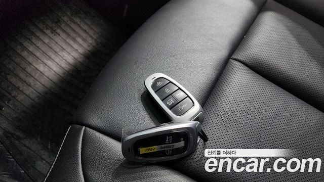 Hyundai Staria Tourer 11-Seater Modern 2023 — фото 38