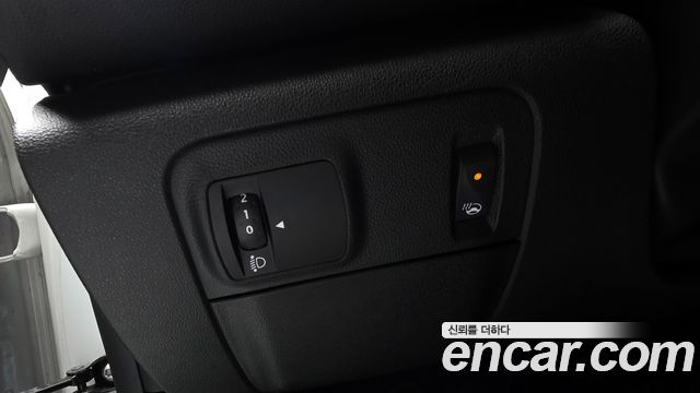 Renault Korea SM6 2.0 LPe SE (Disabled) 2017 — фото 18