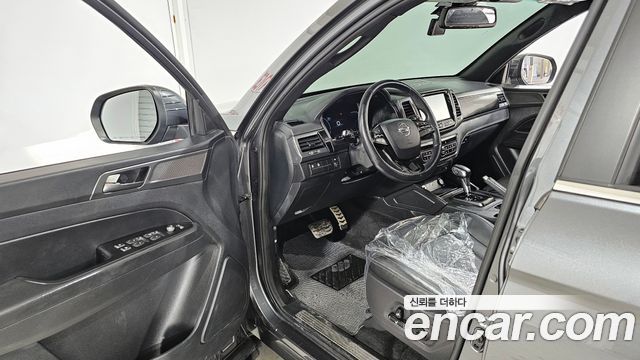 KG Mobility (SsangYong) Rexton Sports Khan Diesel 2.2 2WD Prestige 2022 — фото 10