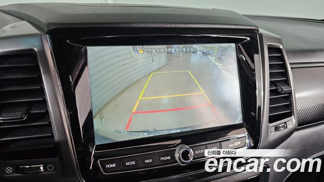 KG Mobility (SsangYong) Rexton Sports Khan Diesel 2.2 2WD Prestige 2022 — фото 15