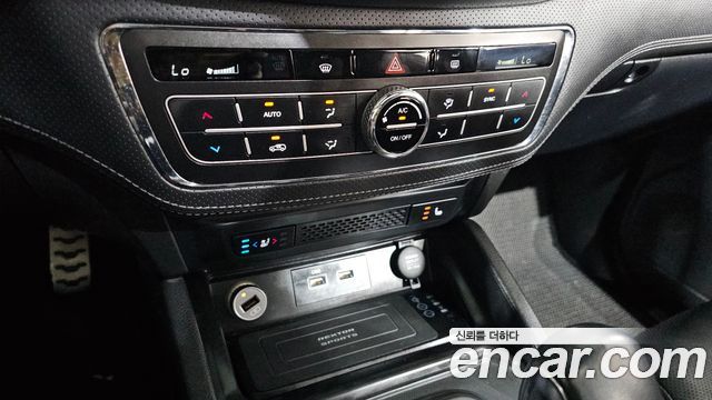 KG Mobility (SsangYong) Rexton Sports Khan Diesel 2.2 2WD Prestige 2022 — фото 17
