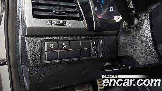 KG Mobility (SsangYong) Rexton Sports Khan Diesel 2.2 2WD Prestige 2022 — фото 30
