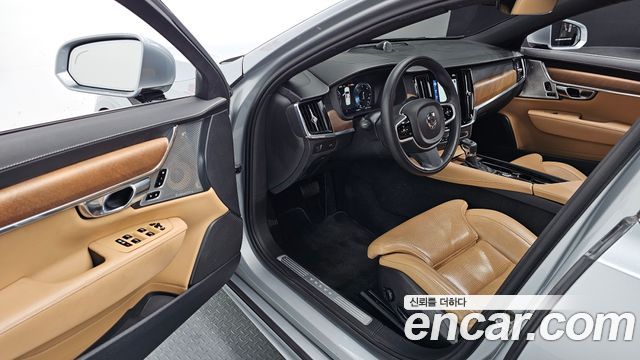Volvo S90 D5 AWD Inscription 2019 — фото 10