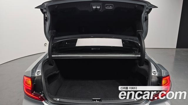 Volvo S90 D5 AWD Inscription 2019 — фото 20