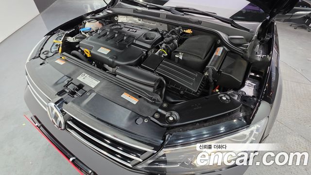 Volkswagen Jetta 2.0 TDI BlueMotion Premium 6th 2015 — фото 6