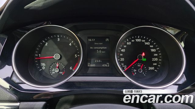 Volkswagen Jetta 2.0 TDI BlueMotion Premium 6th 2015 — фото 8