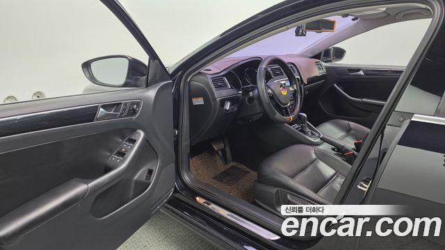 Volkswagen Jetta 2.0 TDI BlueMotion Premium 6th 2015 — фото 10