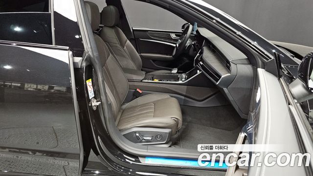Audi A7 (4K) 55 TFSI Quattro Premium 2025 — фото 26