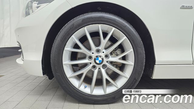 BMW 1 Series (F20) 118d Sport 5Door 2016 — фото 5
