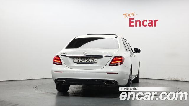 Mercedes-Benz E-Class (W213) E250 Avantgarde 2020 — фото 4