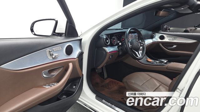 Mercedes-Benz E-Class (W213) E250 Avantgarde 2020 — фото 15