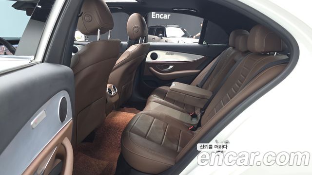 Mercedes-Benz E-Class (W213) E250 Avantgarde 2020 — фото 16