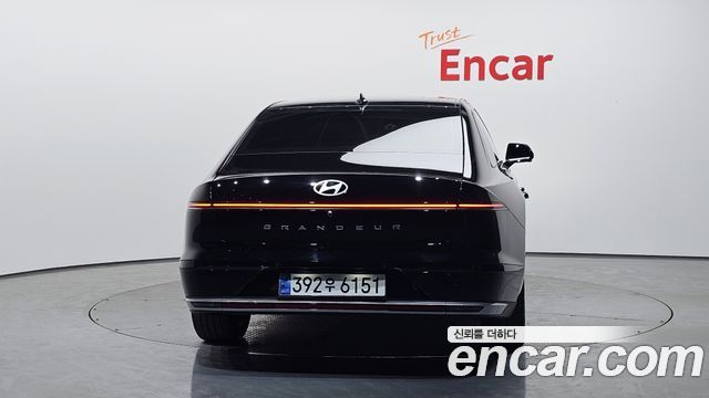 Hyundai Grandeur (GN7) 2,5 Gasoline 2WD Exclusive 2023 — фото 4