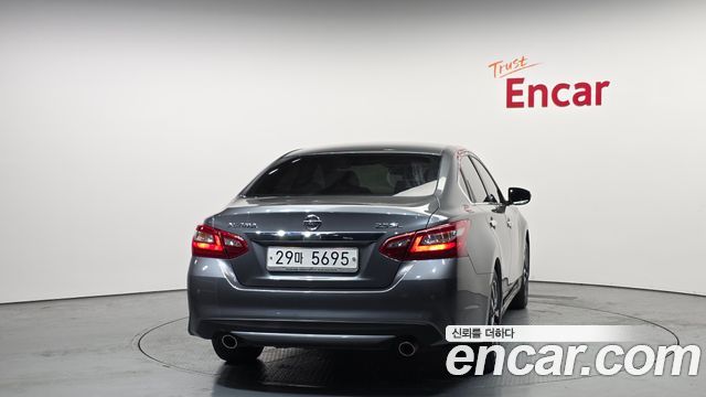 Nissan Altima 2.5 L33 2018 — фото 4