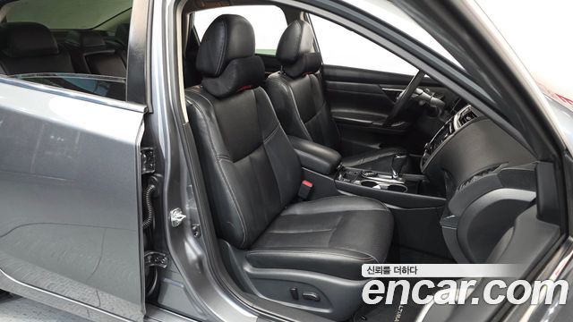 Nissan Altima 2.5 L33 2018 — фото 12