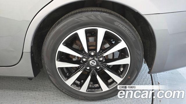Nissan Altima 2.5 L33 2018 — фото 21