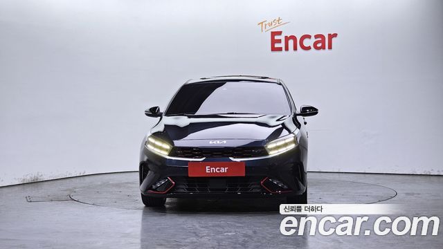 Kia K3 (II) 1.6 Turbo GT 5Door Signature 2022 — фото 3