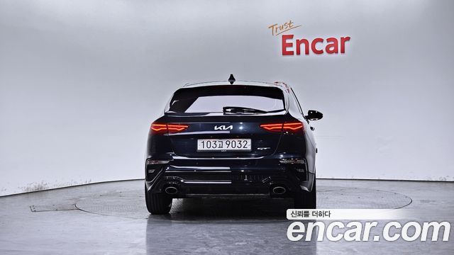 Kia K3 (II) 1.6 Turbo GT 5Door Signature 2022 — фото 4