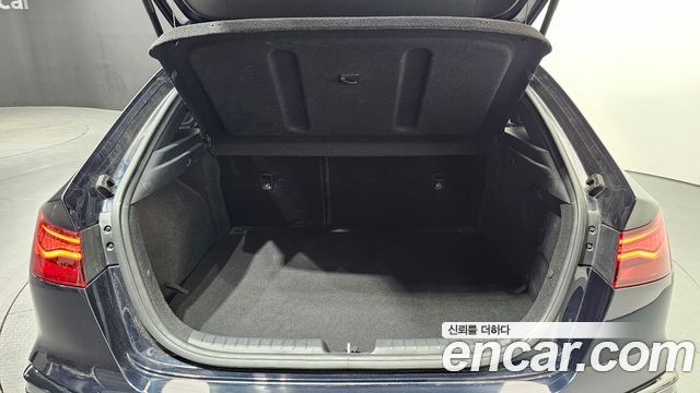 Kia K3 (II) 1.6 Turbo GT 5Door Signature 2022 — фото 20
